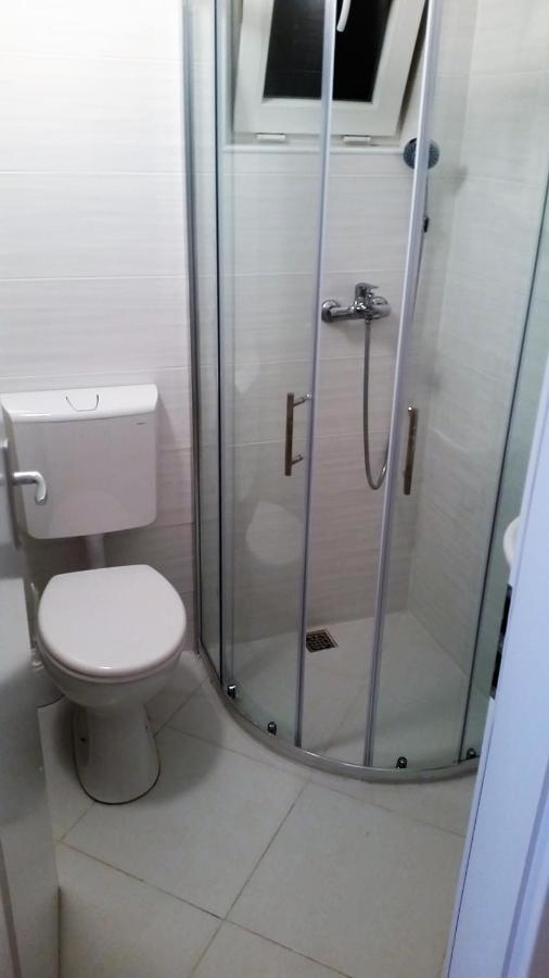 Guesthouse Iva Хвар Екстериор снимка