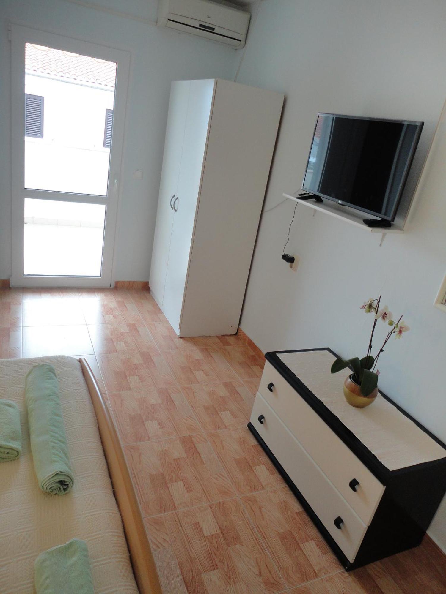 Guesthouse Iva Хвар Екстериор снимка