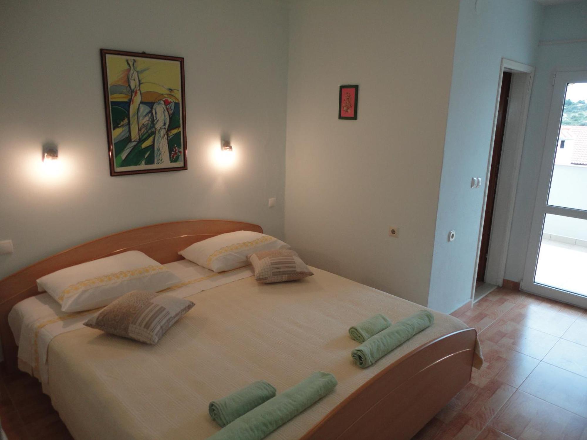 Guesthouse Iva Хвар Екстериор снимка