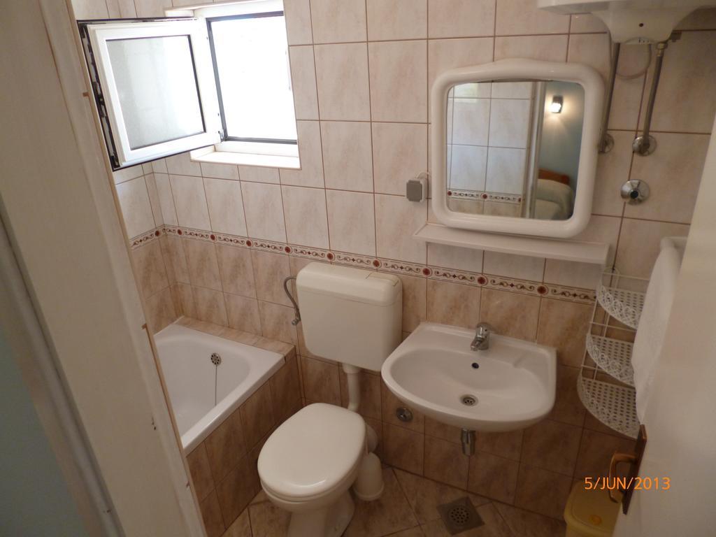 Guesthouse Iva Хвар Стая снимка