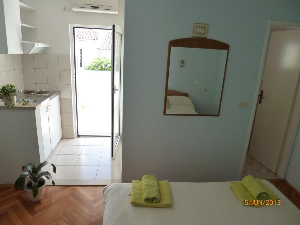 Guesthouse Iva Хвар Стая снимка